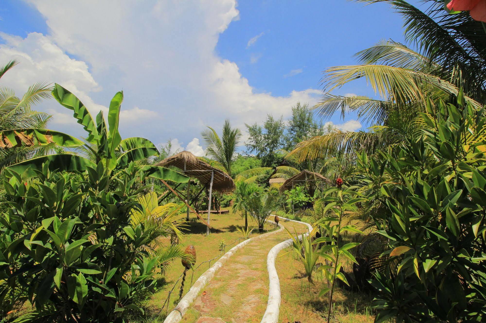 Adeng-Adeng Bungalows กิลิเมโน ภายนอก รูปภาพ