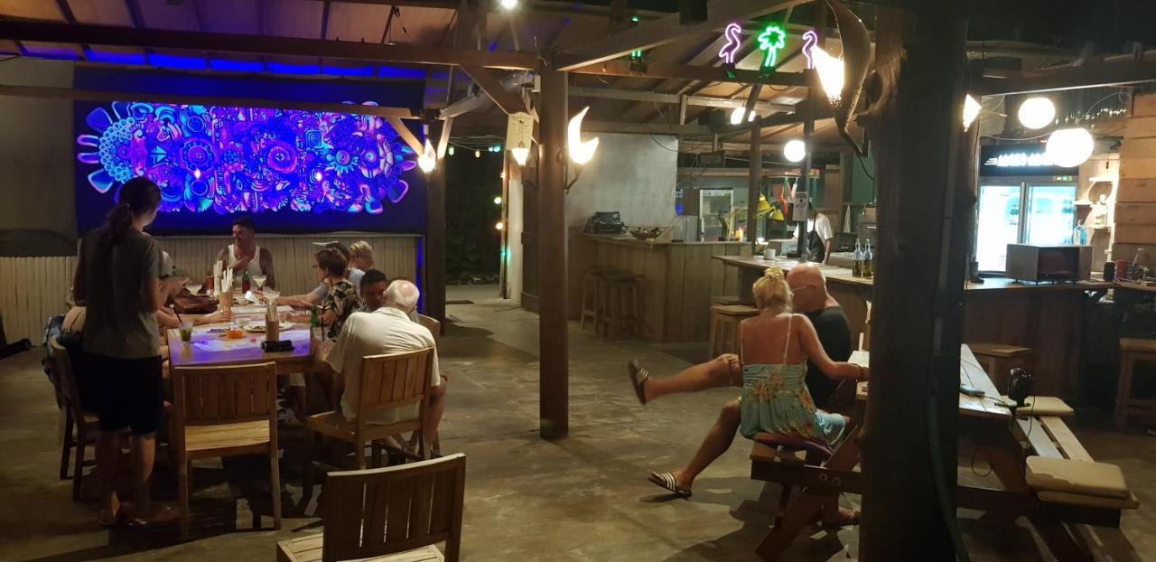 Adeng-Adeng Bungalows กิลิเมโน ภายนอก รูปภาพ